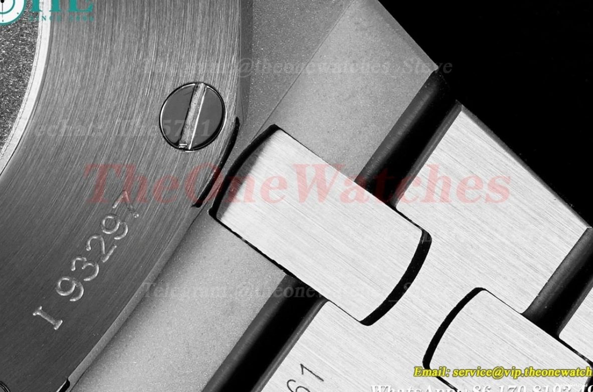 67650 Royal Qtz White SS SS Oak Swiss Ladies 33mm ZF 0519